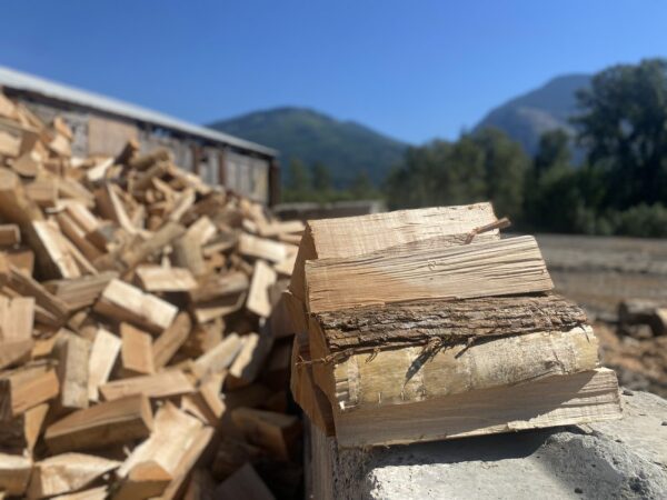 1/2 Cord Seasoned Hardwood